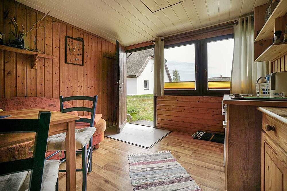 Bungalow - holiday home Silvia Striesow in Neuendorf Hiddensee Island, Hiddensee