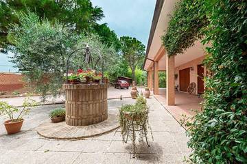 Agriturismo per 8 Persone in Carassai, Provincia di Ascoli Piceno, Foto 3