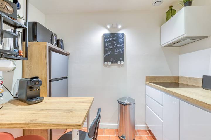 Holiday Home 'La Reine' with Wi-Fi and Air Conditioning in Béziers, Côte d'Améthyste