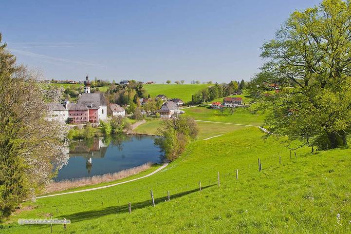 Ganze Ferienwohnung, Haus Mooslechner Ferienwohnung Zuhaus - Ferienwohnung Zuhaus, 76m², 2 Schlafzimmer, Balkon, Tv, 4 Sterne, 4 Pers. in Anger, Bayerische Alpen