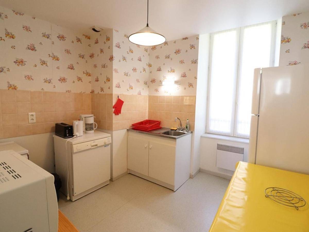 Appartement entier, Apartment in Saint-Vincent-de-Salers, Parc naturel régional des Volcans d'Auvergne