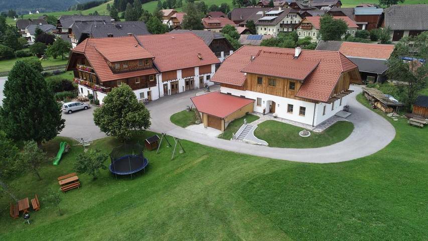 Bauernhof für 6 Personen, mit Balkon und Garten sowie Ausblick