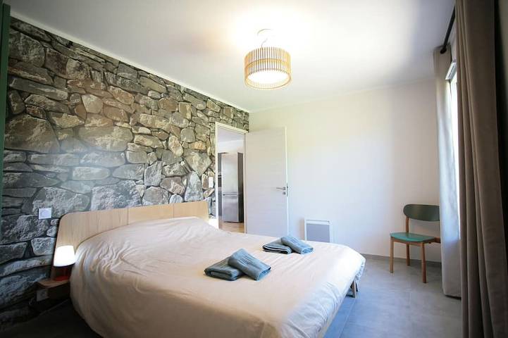 Location de vacances pour 7 personnes, avec jardin et terrasse à Santo-Pietro-di-Tenda - 4