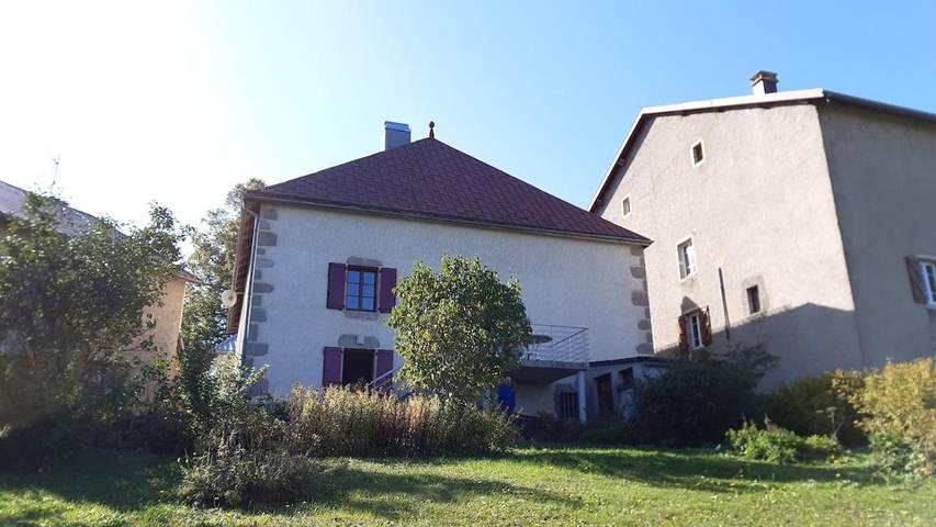 Gîte pour 3 personnes, avec terrasse et vue, animaux acceptés à Les Bouchoux - 2