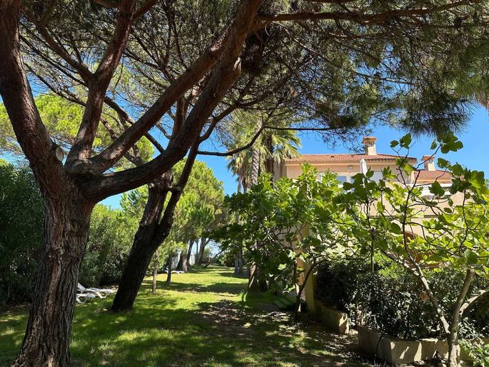 Résidence pour 6 personnes, avec jardin - 1