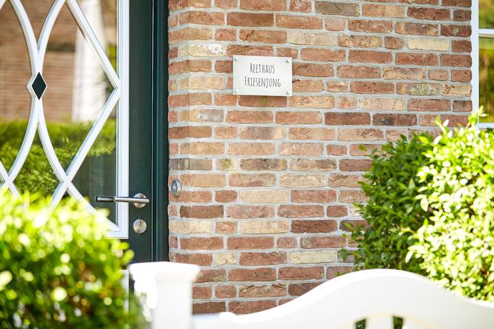 Ferienhaus für 4 Personen, mit Terrasse und Sauna sowie Garten in Utersum - 2
