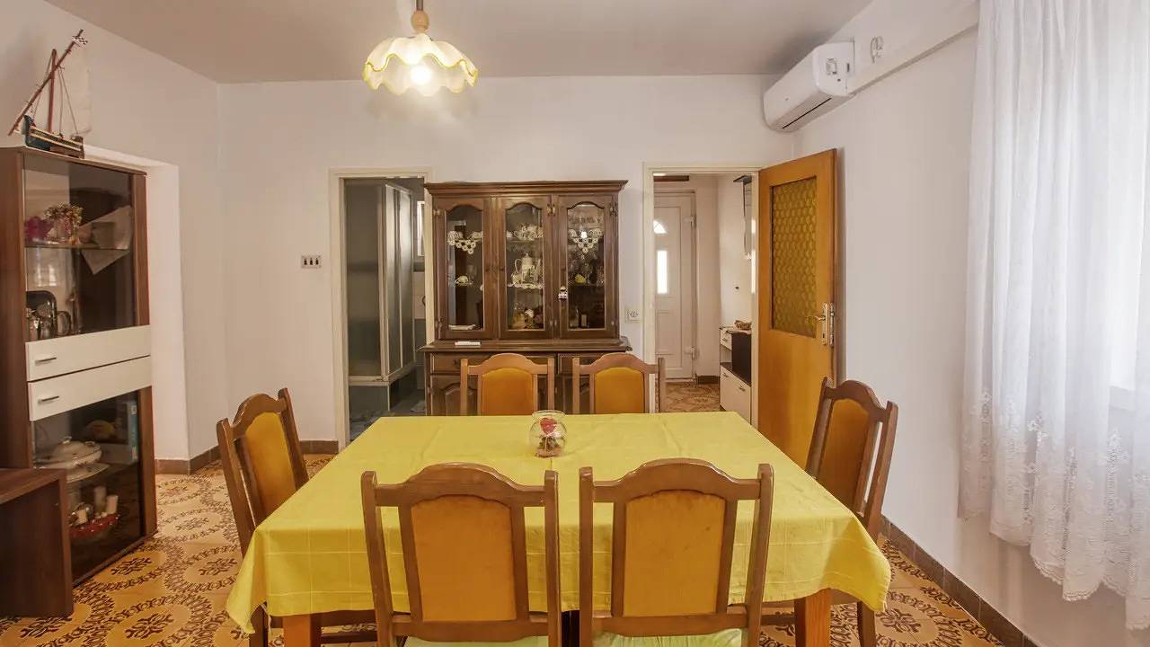 Ganze Ferienwohnung, Ferienwohnung für 8 Personen (70 m²) in Grebaštica in Grebastica, Šibenik-Knin