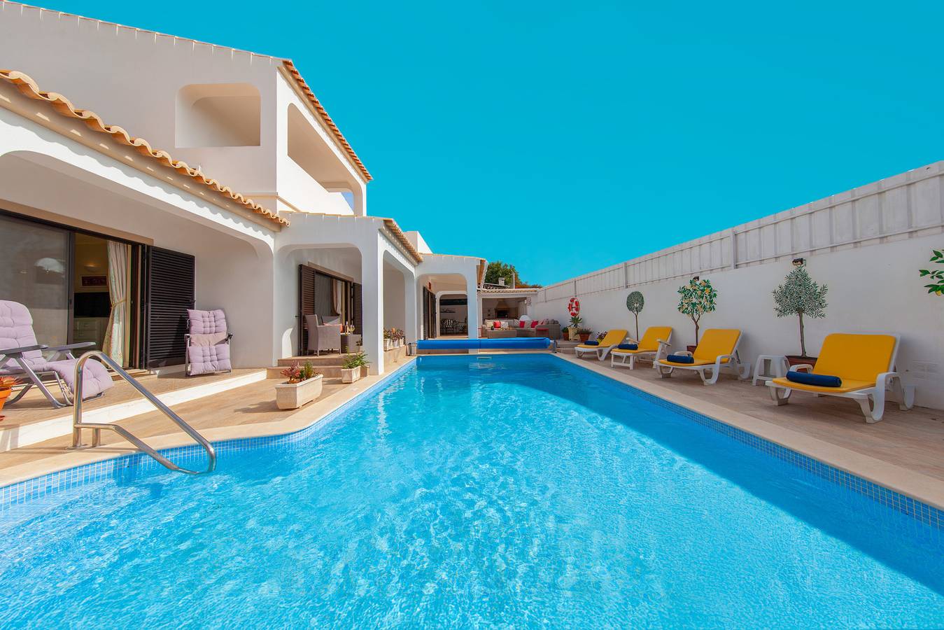 Villa Thai in Guia, Distrito de Faro