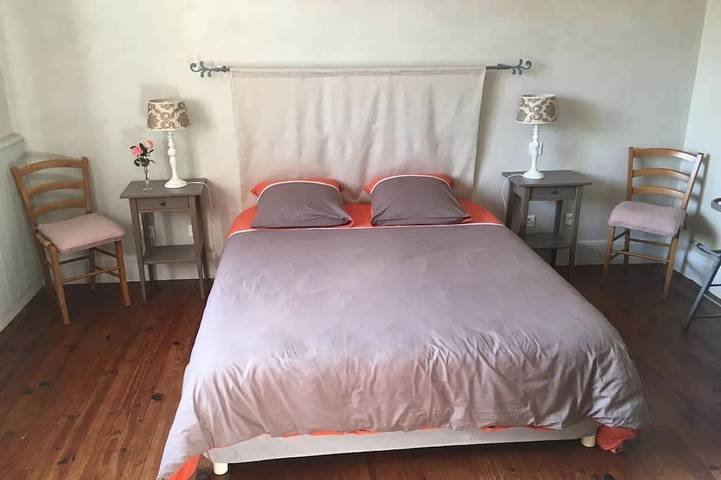 Gîte pour 4 personnes, avec jardin et piscine à Saint-Étienne-de-Vicq - 2