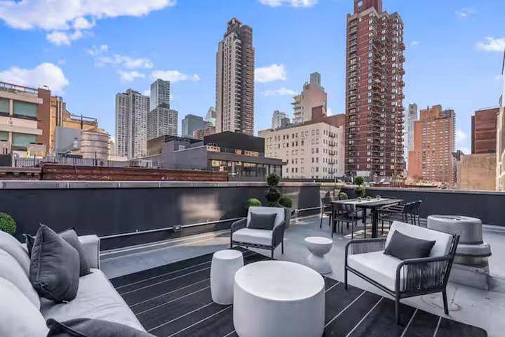 Villa per 9 persone, con idromassaggio e piscina nonché terrazza a New York