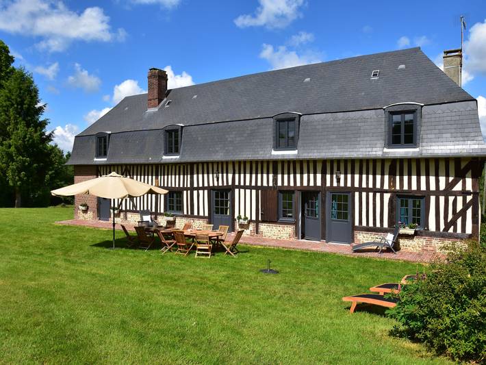 Gîte en France près de la forêt et tennis in Asnières, Région de Bernay