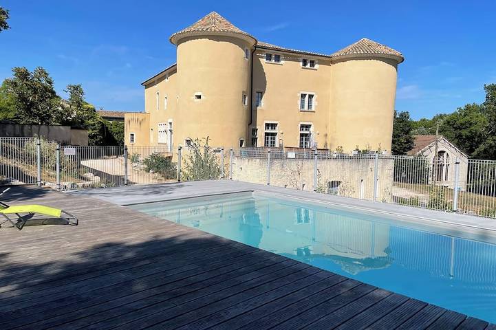 Appartement de vacances pour 4 personnes, avec terrasse et piscine