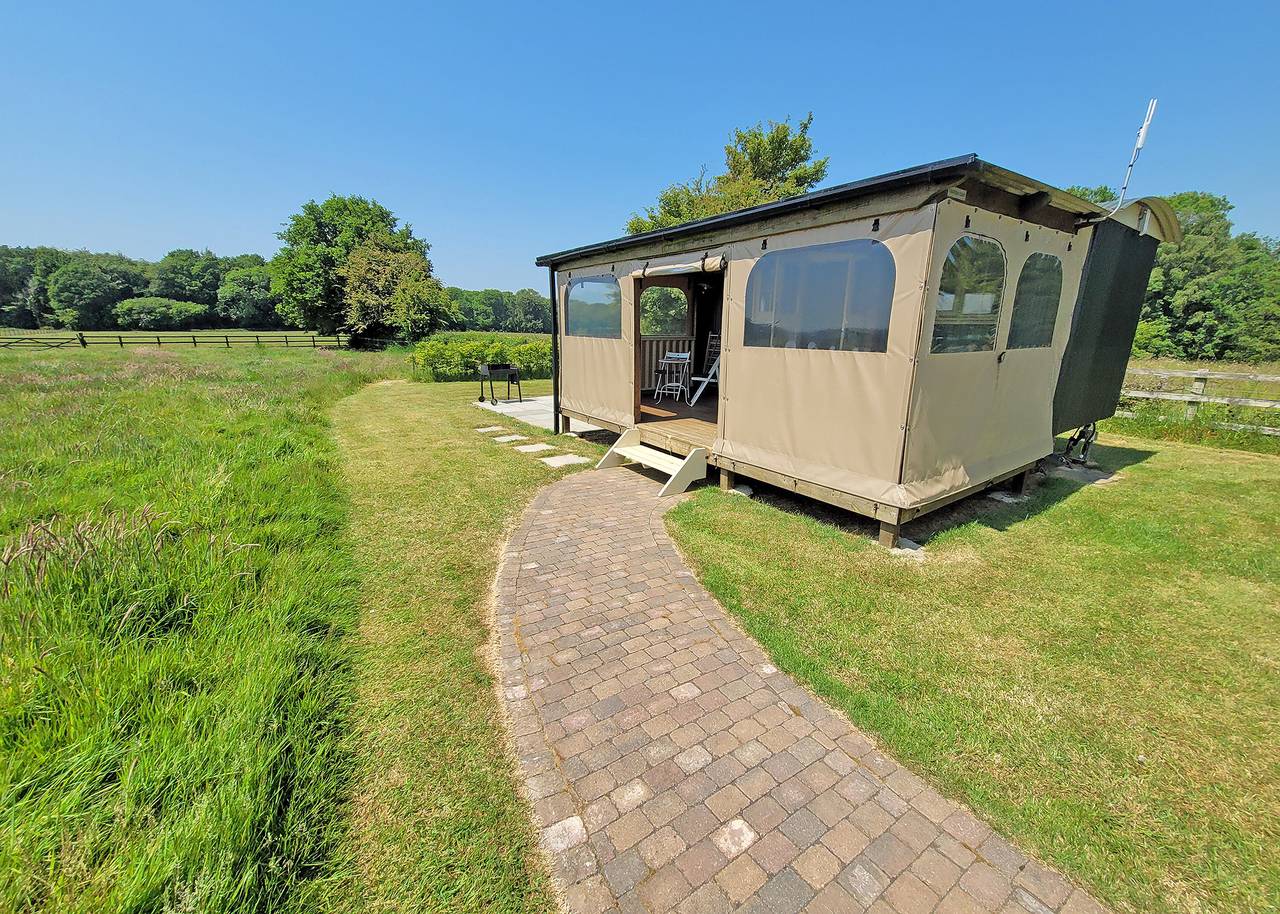 Glamping for 2 People in Hampshire, South East England