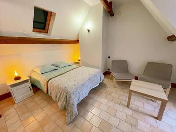 Gîte pour 4 personnes, avec jardin à Chédigny