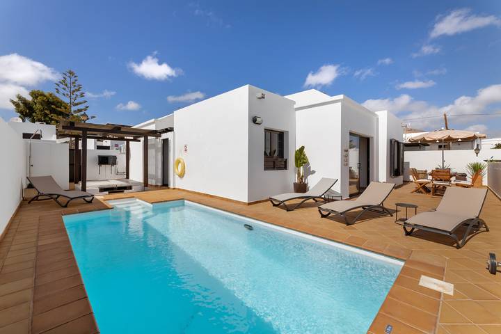 Villa 5 - Villas Lanzarote - VipVipVillas in Tías, Lanzarote