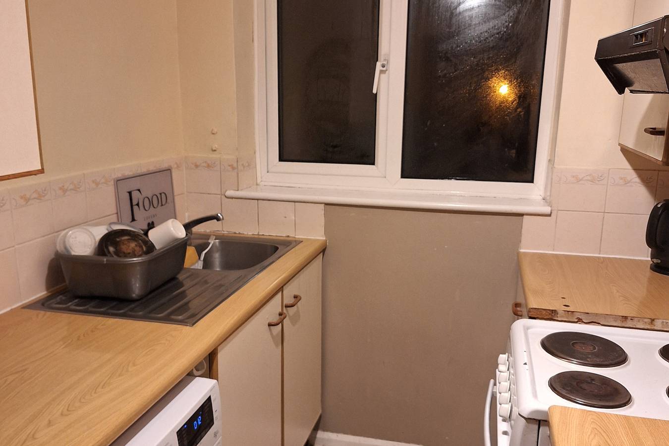 Entire holiday apartment, Apartment - Sleeps 2 - Parking - Balcony in Abbey Ward, Cambridge