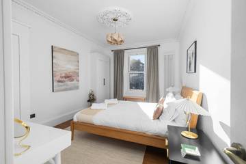 Holiday Rental for 5 People in Dundee, Angus, Photo 1