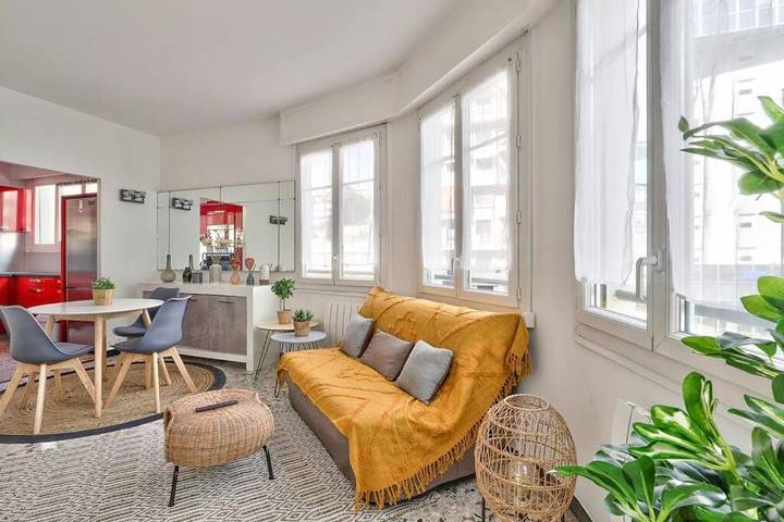 Gîte pour 2 personnes, avec vue et balcon dans Plage Fabron Bambou Nice - 3