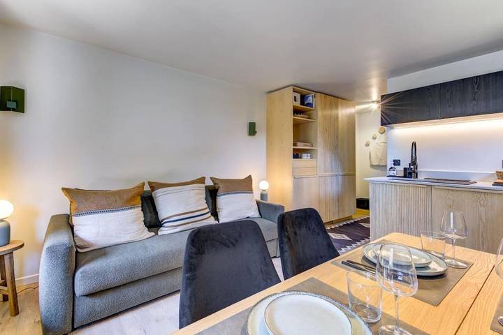 Gîte pour 4 personnes, avec balcon dans Gare des Praz de Chamonix - 3