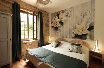 Gîte pour 4 personnes, avec terrasse ainsi que piscine et jardin dans Occitanie