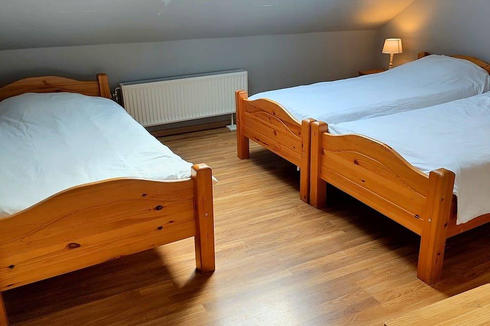 Heerlijk huis met sauna, bubbelbad en 5 slaapkamers dicht bij Bouillon in Paliseul, Neufchâteau en omgeving