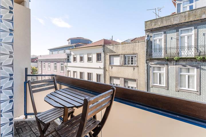 Appartement entier, Guestready - Apt confortable avec un balcon in Miragaia (Porto), Porto