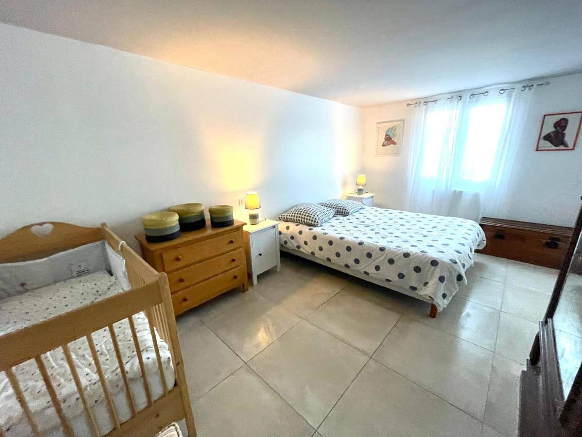 Appartement entier, Casa U Mucale - Appartement 3 chambres - entre Calvi et le Gr20 in Moncale, Région de Calvi