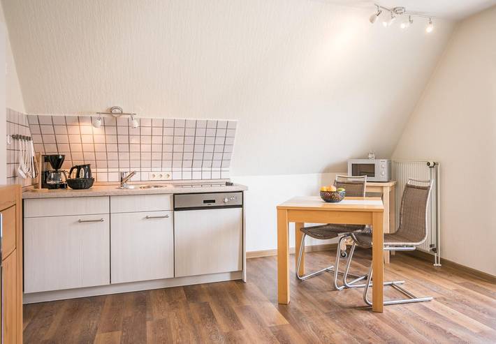 Ganze Wohnung, Haus Abendrot Whg. 4. Gepflegte Ferienwohnung für 2 Personen in Hafen Büsum, Büsum