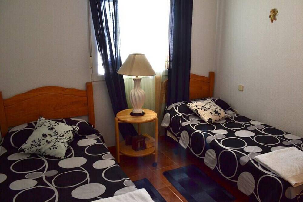 Tourist house La Fragua wiffi free, 5 bedrooms 3 bathrooms pets allowed in Navas de San Antonio, Segovia Province