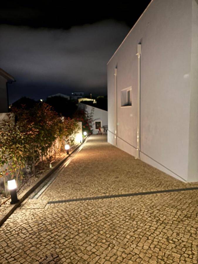 Maison d’hôte pour 2 personnes, avec terrasse et jardin ainsi que vue et piscine à Figueira da Foz - 2