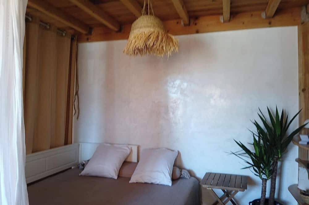 Entire apartment, Port & Beach view 10min walk. Appart. 50m2 & terrace 15m2 Carnon Plage ouest in Carnon-Plage, Palavas-les-Flots