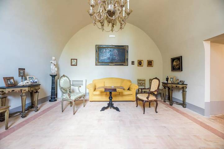 Spectacular 18th-century Mansion with pool in Terni, Province de Terni