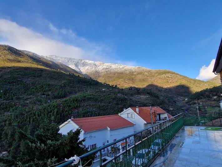 Gîte pour 8 personnes, avec vue et jardin, animaux acceptés à Covilhã - 2