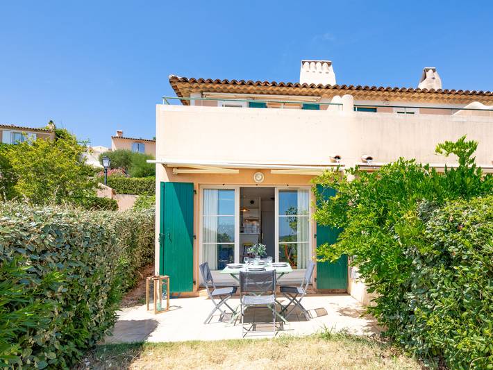 Gîte pour 4 personnes, avec bassin pour enfant et balcon ainsi que vue et jardin à Roquebrune-sur-Argens - 4