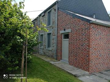 Gîte pour 4 personnes, avec jardin et vue à Chimay