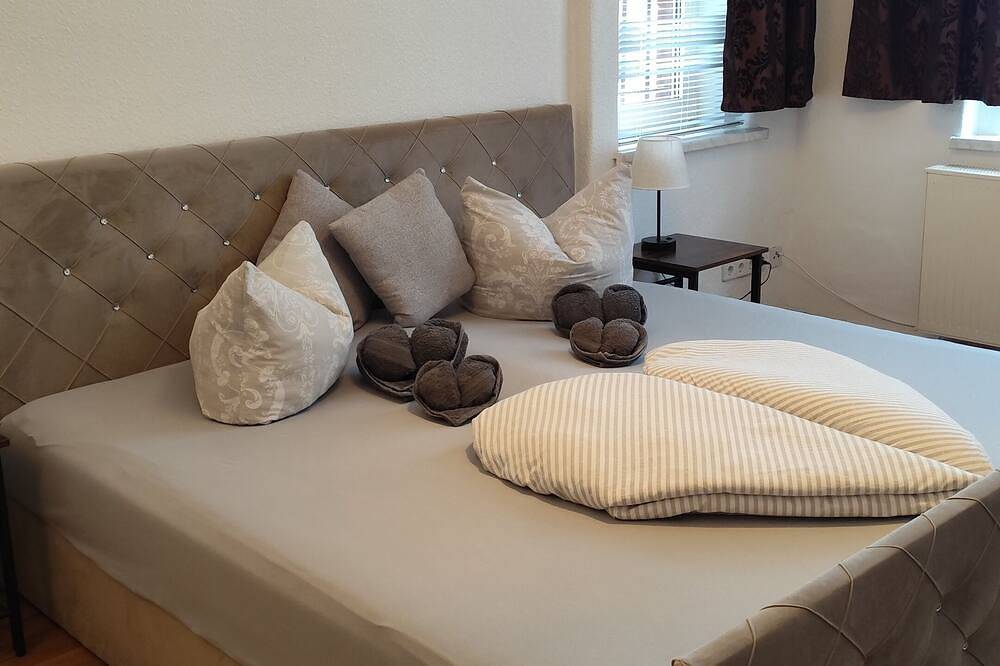 Ganze Wohnung, Apartment Cottbus City - Erdgeschoss in Cottbus, Lausitz