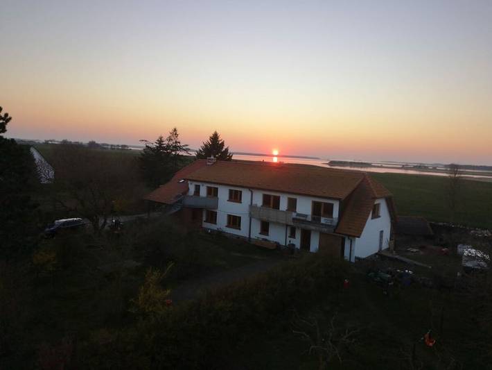 Ferienhaus für 4 Personen, mit Balkon und Garten in Gingst