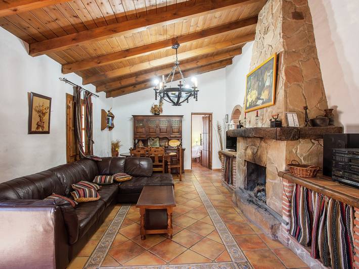 Casa rural para 8 personas, con jacuzzi además de terraza y piscina, Se admiten mascotas en Antequera - 2