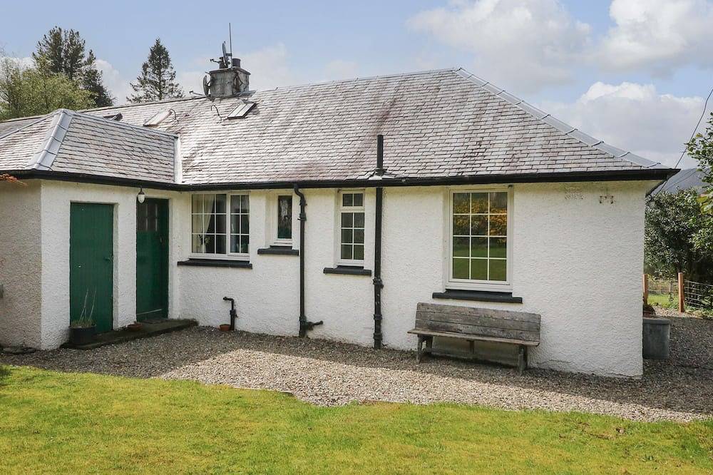Log Cabin for 3 People in Loch Awe, Scotland