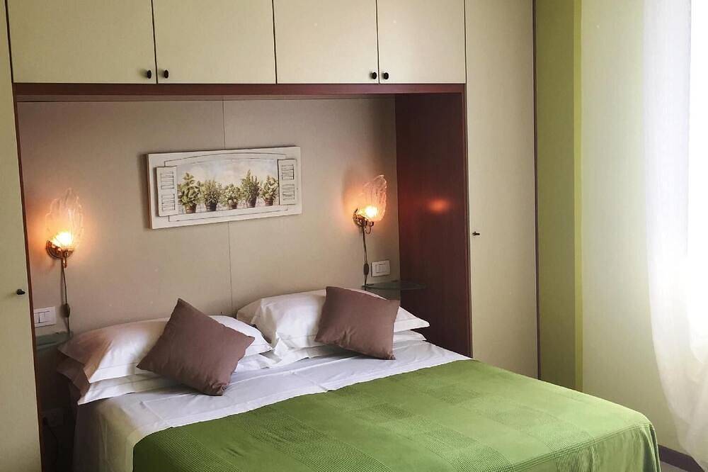 Apartamento entero, Apartamento de vacaciones Mira para 1 - 2 personas con 1 dormitorio - Casa adosada in Mira, Provincia de Venezia