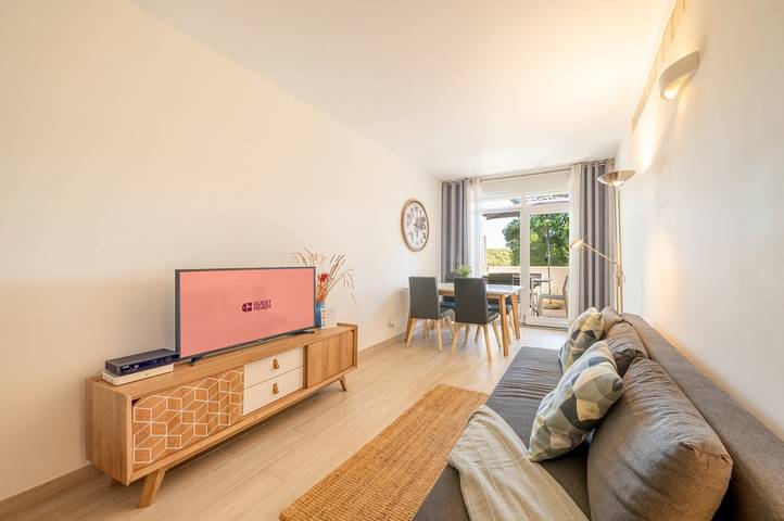 Apartamento entero, Apartamento de vacaciones para 4 personas con terraza in Praia Tróia Mar, Carvalhal