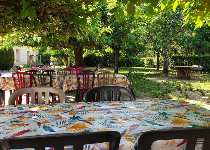 Gîte pour 100 personnes, avec jardin, animaux acceptés - 1