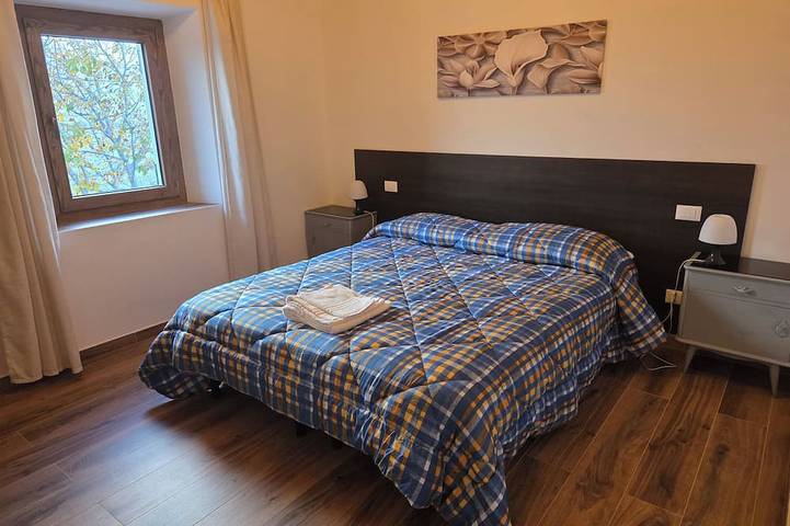 Entire apartment, Ancient eco-sustainable farmhouse: between sea and nature in Agugliano, Ancona Province