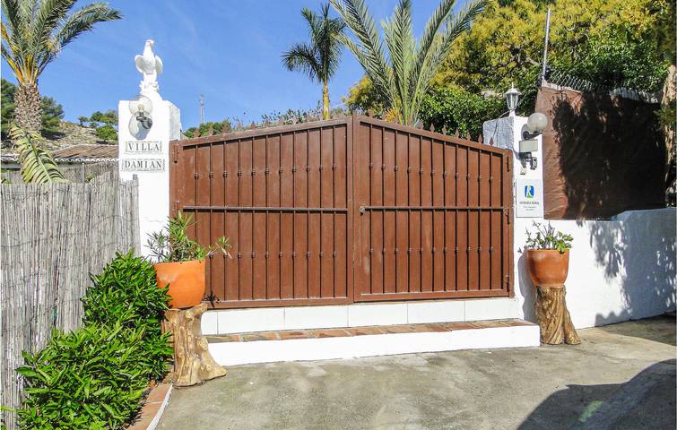 Casa de vacaciones para 6 personas, con Terraza además de Jardín y Piscina en Axarquía - 2