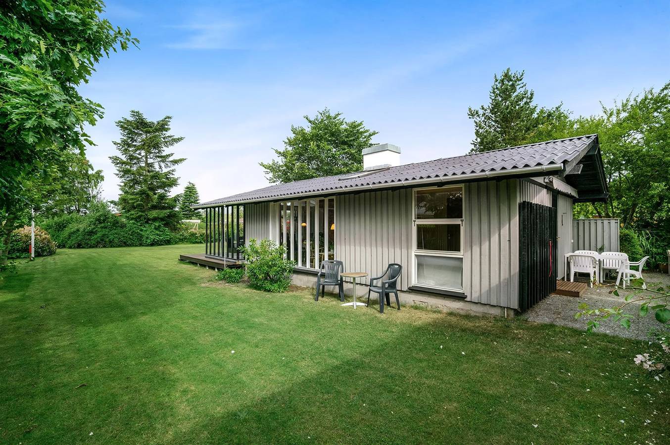 Stunning home in Middelfart w/ Wifi and 3 Bedrooms in Vejlby Fed, Kleiner Belt