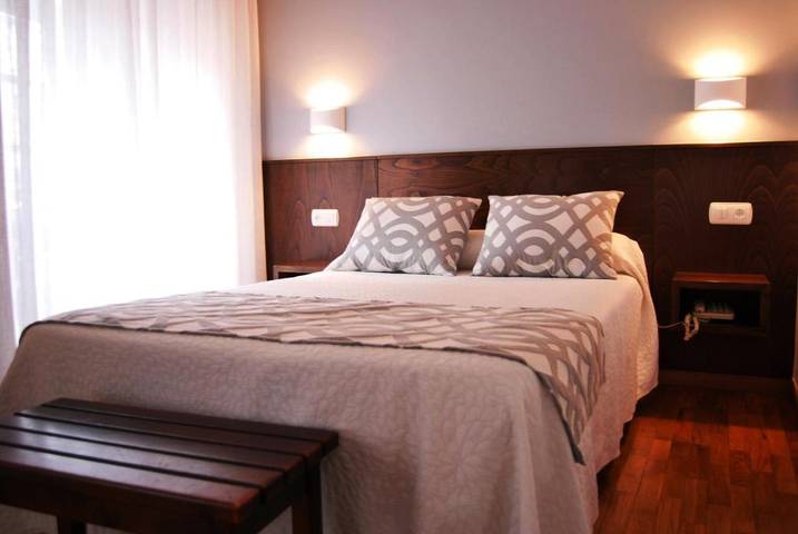Hôtel pour 3 personnes, avec Vue à Noia