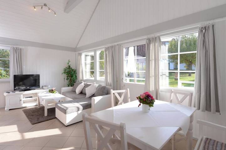 Ferienhaus für 6 Personen, mit Ausblick und Garten in Boltenhagen - 2