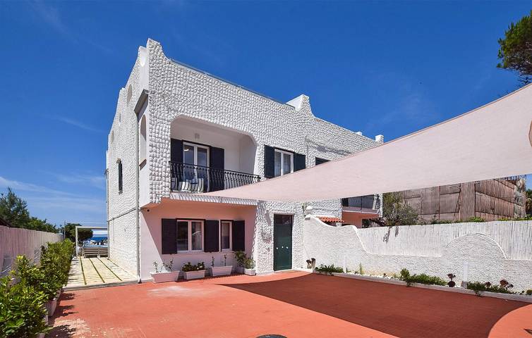 Appartamento con vista mare con giardino e parcheggio, WiFi, AC, a 100 m dalla spiaggia in Falerna Marina, Falerna