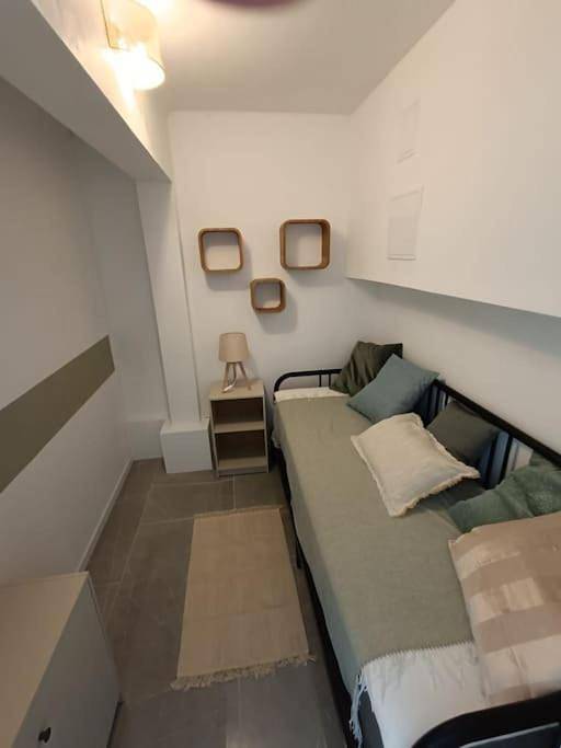 Gîte pour 6 personnes, avec terrasse et vue dans Le Vieux Phare Du Grau Du Roi - 4