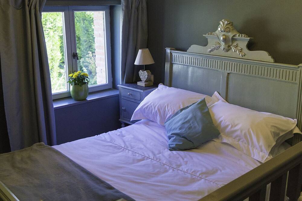 Renovated barn,  great for countryside walks, and bike rides in Azat-le-Ris, Bellac und Umgebung